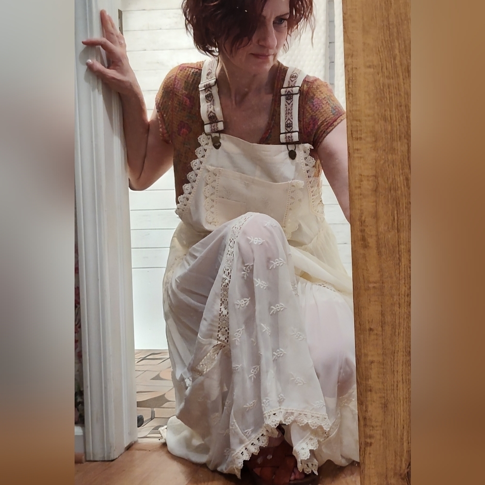 Elegant Cream Lace Maxi Overall Dress ♥️ NWOT - Picture 10 of 10